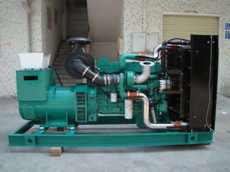 乌烈镇1100kw康明斯柴油发电机组图片 乌烈镇1100kw康明斯柴油发电机组图片